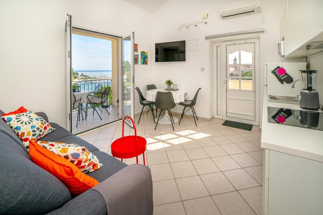 Apartment Jelka 2 *